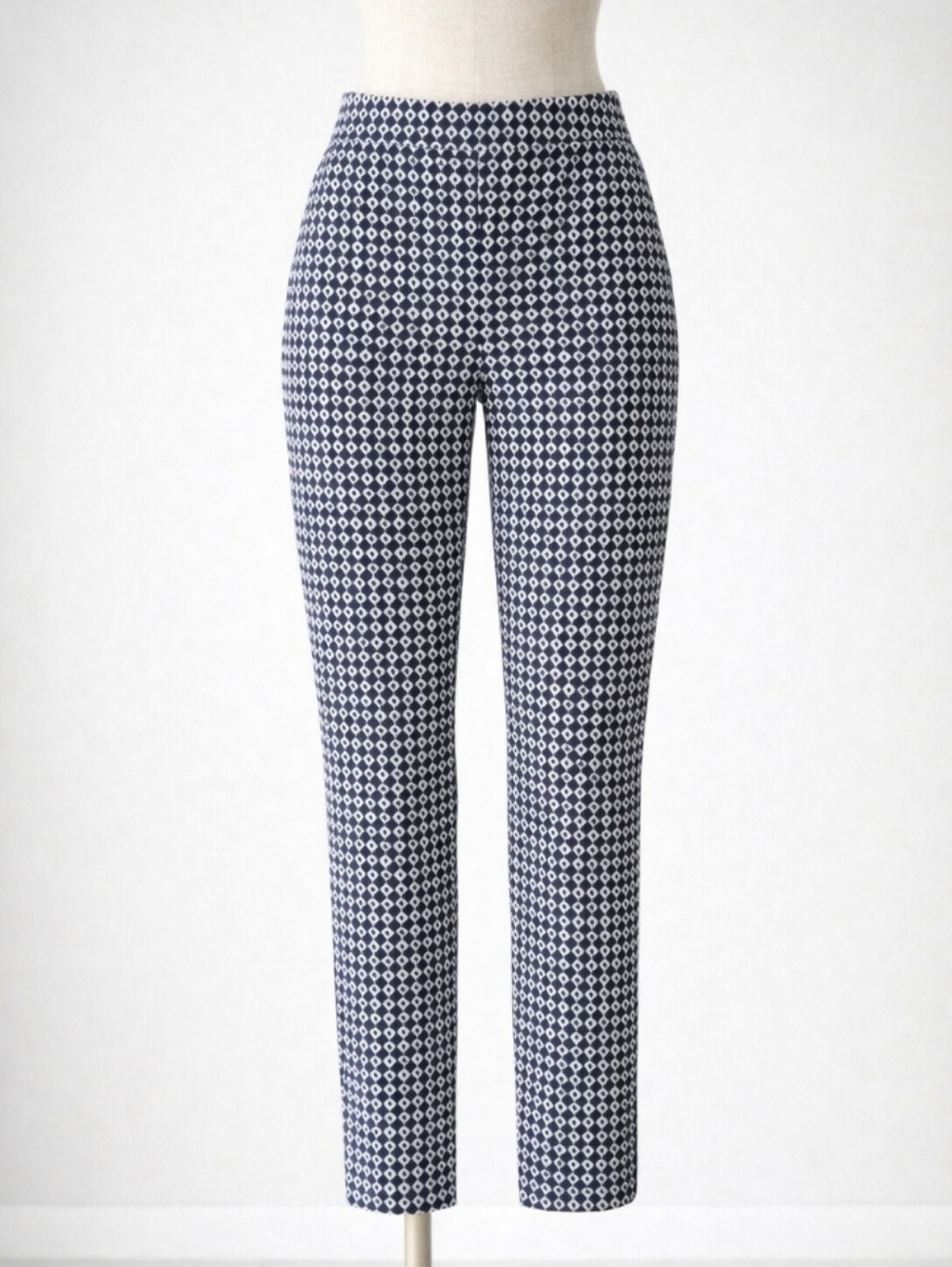 Geometric Navy White Slim‑Fit Pants | Ankle Length Patterned Trousers | SMALL